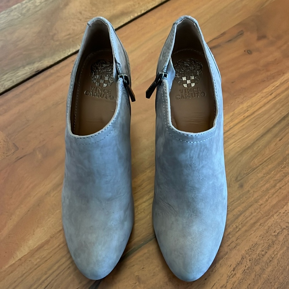 New  Vince camuto
